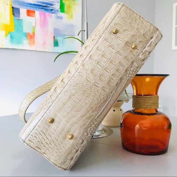 ❌SOLD❌ BRAHMIN Medium Camille Tote - Picture 8 of 16